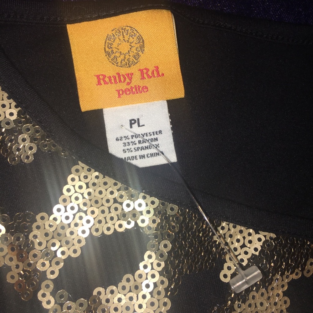 Y2K Ruby Rd. sequin leopard top - Picture 3 of 4